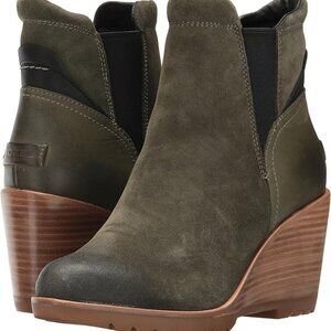 Sorel Women's After Hourse Chelsea suede boots tobacco green sz 9.5 B